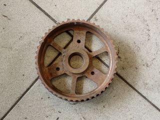 bontott AUDI A8 Vezérműkerék