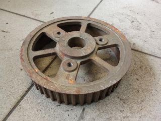 bontott AUDI A8 Vezérműkerék