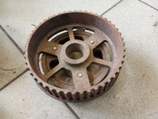 bontott AUDI A8 Vezérműkerék