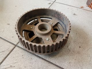 bontott AUDI A8 Vezérműkerék