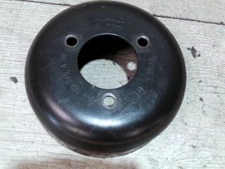 bontott AUDI A8 Vízpumpa Szíjtárcsa