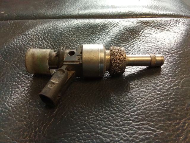 bontott AUDI A8 Porlasztó (1 db)