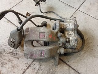 bontott AUDI A8 Jobb hátsó Féknyereg Munkahengerrel