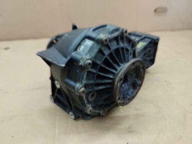 bontott AUDI A8 Hátsó Differenciálmű