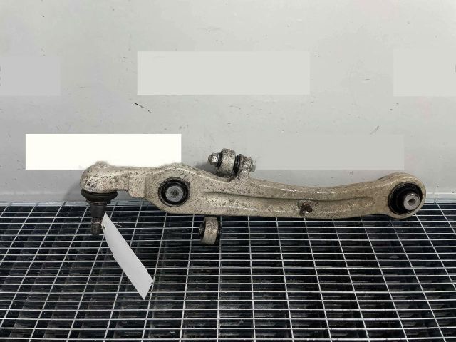 bontott AUDI A8 Jobb első Lengőkar