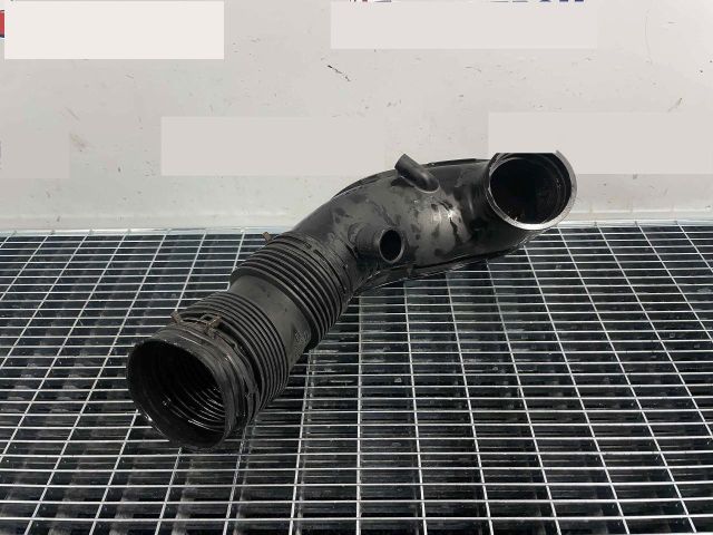 bontott AUDI A8 Légbeömlő Cső