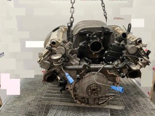 bontott AUDI A8 Motor (Fűzött blokk hengerfejjel)