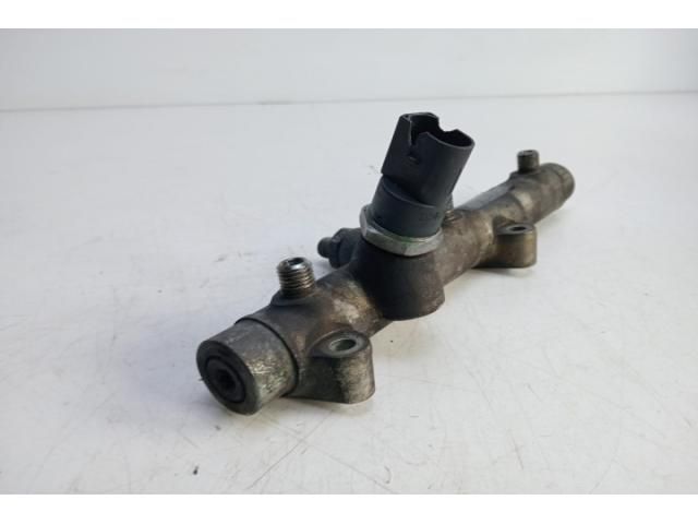 bontott AUDI A8 Közösnyomócső