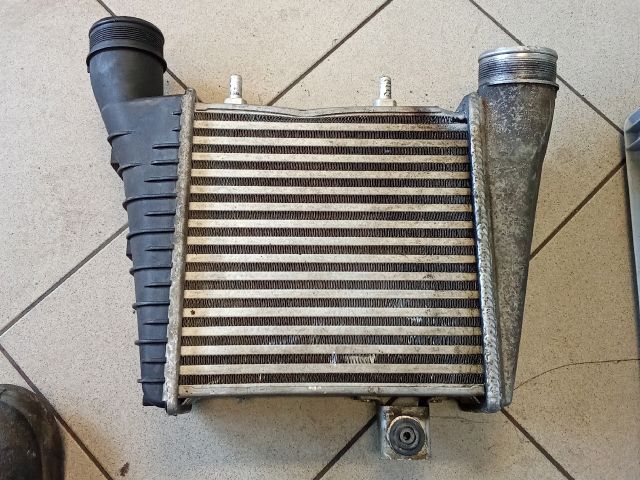 bontott AUDI A8 Intercooler