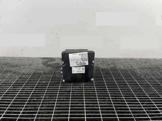 bontott AUDI A8 ABS Kocka