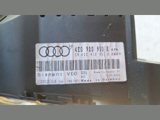 bontott AUDI A8 Állófűtés Szivattyú (Elektromos)