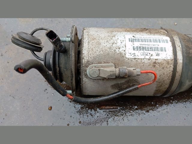 bontott AUDI A8 Bal első Lengéscsillapító