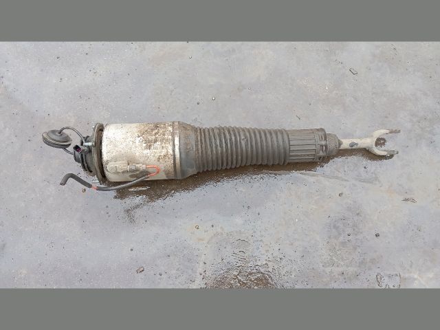 bontott AUDI A8 Bal első Lengéscsillapító