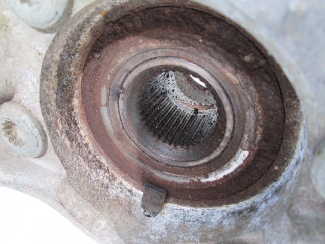 bontott AUDI A8 Bal hátsó Csonkállvány