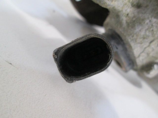 bontott AUDI A8 Bal hátsó Csonkállvány