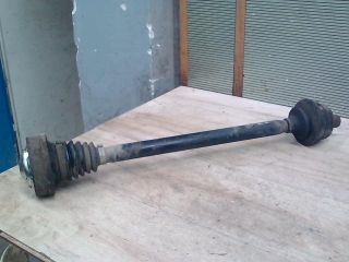 bontott AUDI A8 Bal hátsó Féltengely