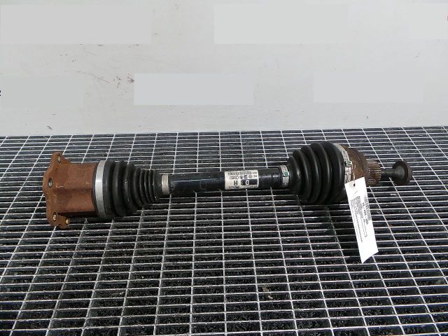 bontott AUDI A8 Bal hátsó Féltengely