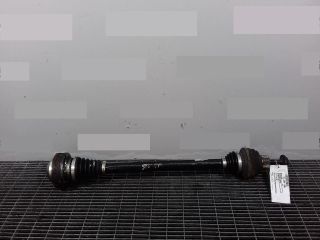bontott AUDI A8 Bal hátsó Féltengely