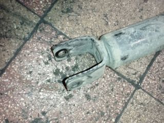 bontott AUDI A8 Bal hátsó Rugó