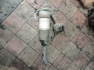 bontott AUDI A8 Bal hátsó Rugó
