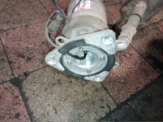 bontott AUDI A8 Bal hátsó Rugó