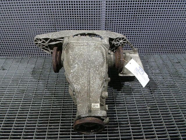 bontott AUDI A8 Differenciálmű Tartó Bak