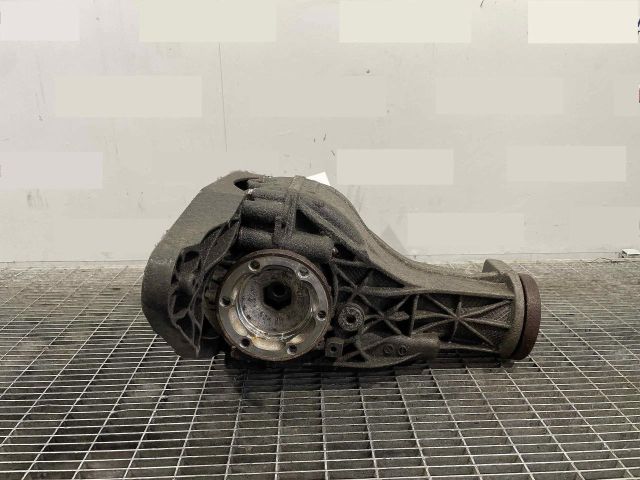 bontott AUDI A8 Differenciálmű Tartó Bak