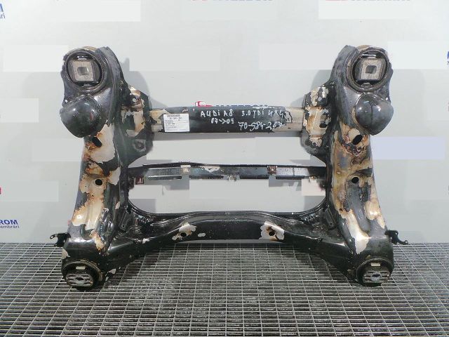 bontott AUDI A8 Első Bölcső