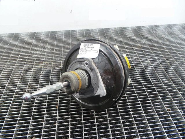 bontott AUDI A8 Fékrásegítő