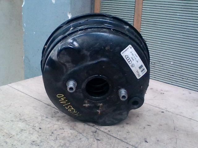 bontott AUDI A8 Fékrásegítő