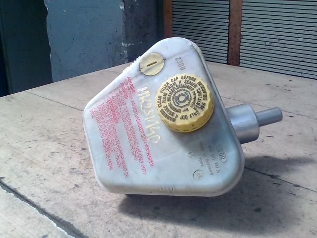 bontott AUDI A8 Főfékhenger