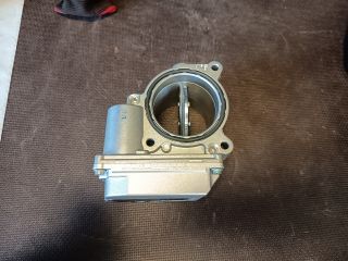 bontott AUDI A8 Fojtószelep (Elektromos)