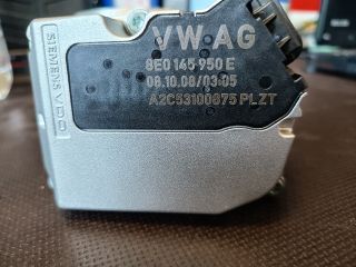 bontott AUDI A8 Fojtószelep (Elektromos)