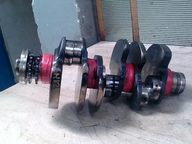 bontott AUDI A8 Főtengely Csapágysorral