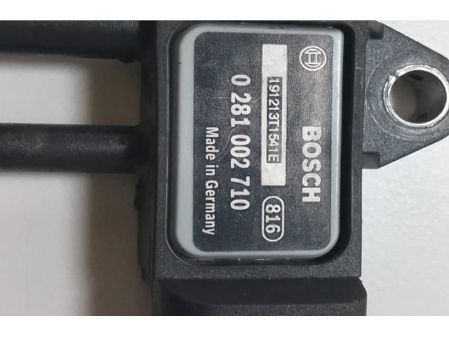 bontott AUDI A8 Jeladó (Magában)