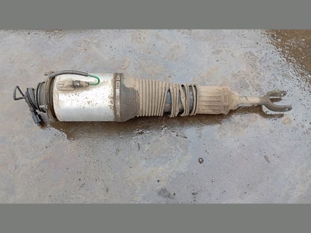 bontott AUDI A8 Jobb első Lengéscsillapító