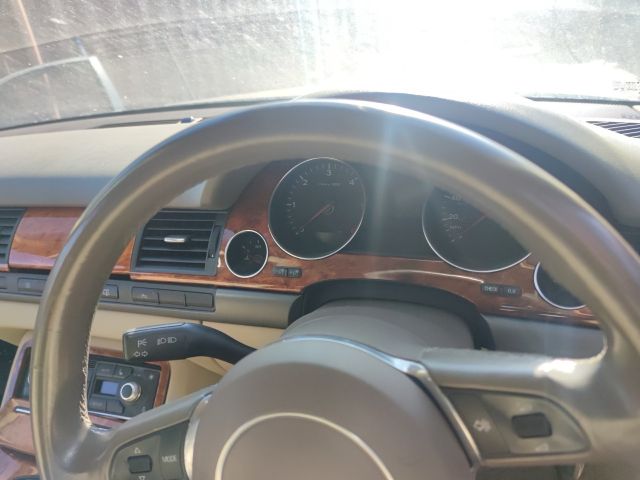 bontott AUDI A8 Jobb Féltengely