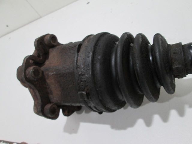 bontott AUDI A8 Jobb Féltengely