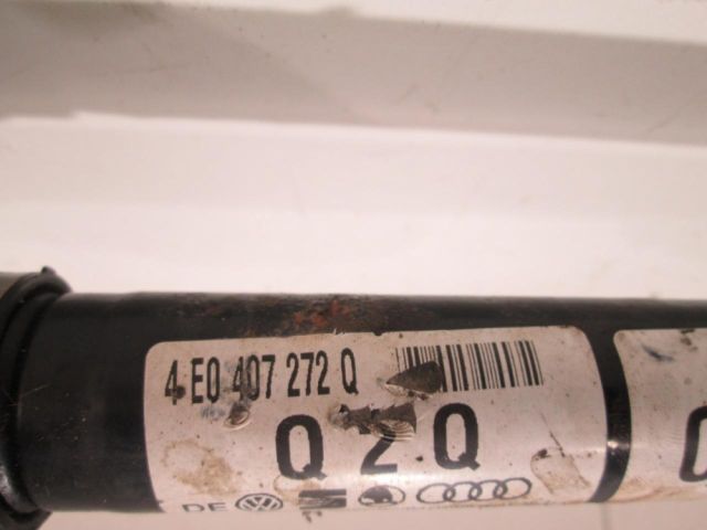 bontott AUDI A8 Jobb Féltengely