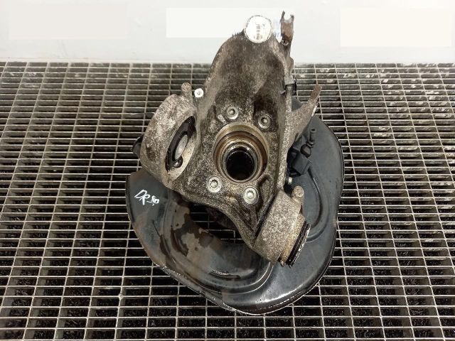 bontott AUDI A8 Jobb hátsó Csonkállvány