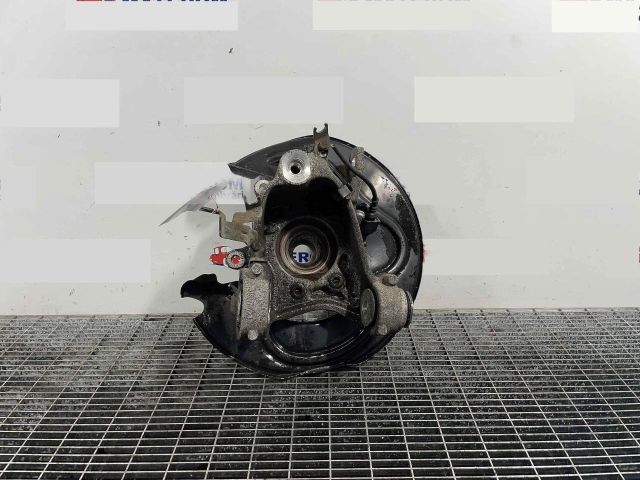 bontott AUDI A8 Jobb hátsó Csonkállvány