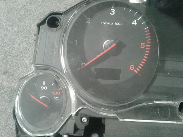 bontott AUDI A8 Kilométeróra