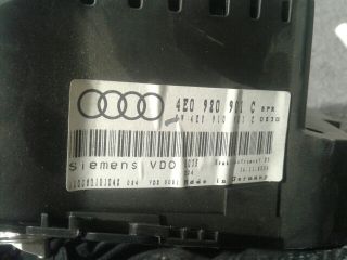 bontott AUDI A8 Kilométeróra