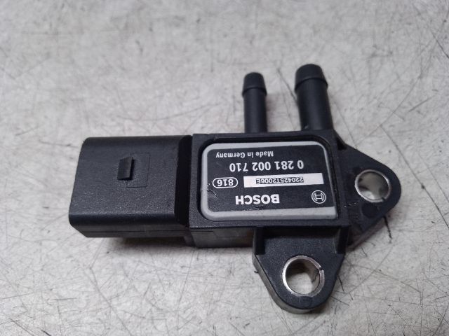 bontott AUDI A8 Kipufogó Nyomásérzékelő