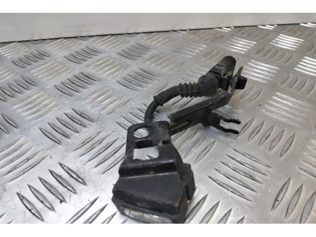 bontott AUDI A8 Légrugó Vezérlő Jeladó