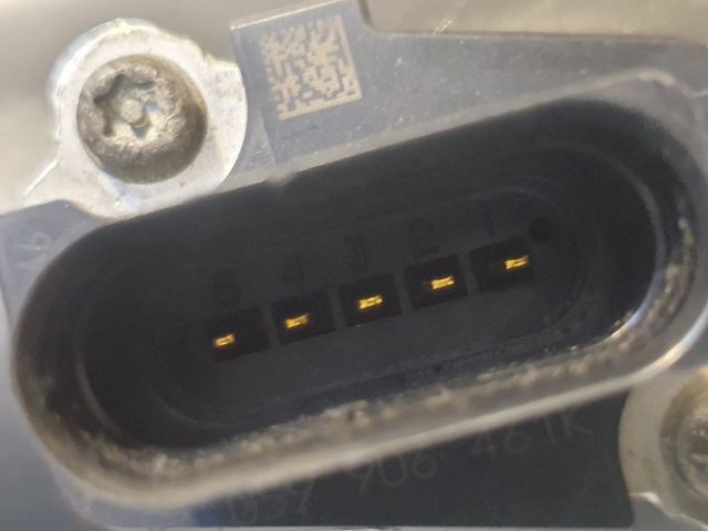 bontott AUDI A8 Légtömegmérő