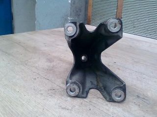 bontott AUDI A8 Motor Tartó Bak (Fém)