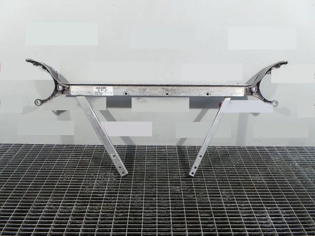 bontott AUDI A8 Motor Tartó Bak (Pozíciófüggetlen)