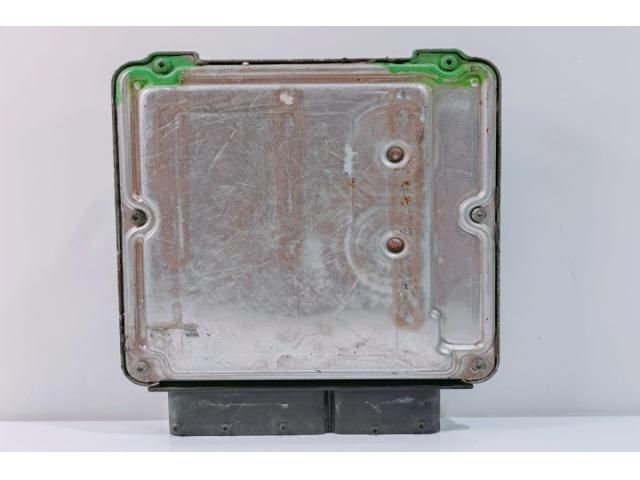 bontott AUDI A8 Motorvezérlő