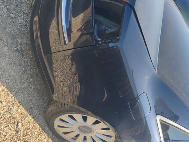 bontott AUDI A8 Nagynyomású Szivattyú Bak